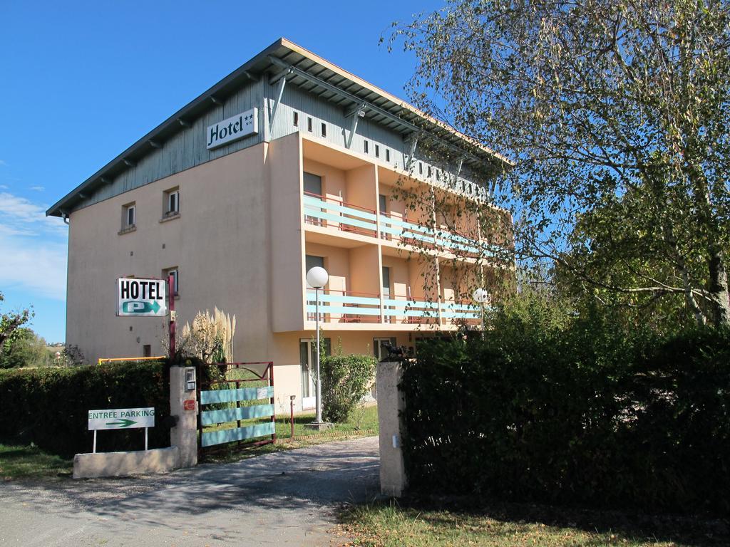 Hostellerie Du Parc Labarthe-Inard Exterior photo