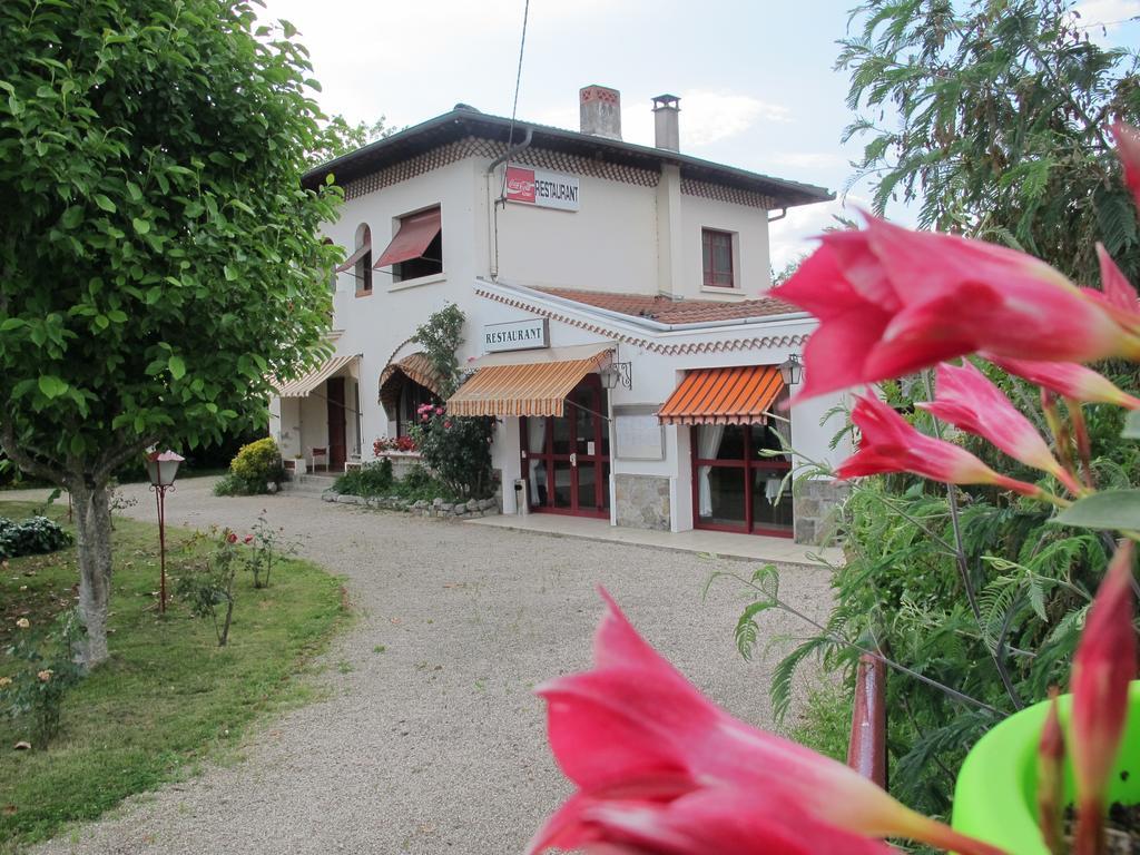 Hostellerie Du Parc Labarthe-Inard Exterior photo