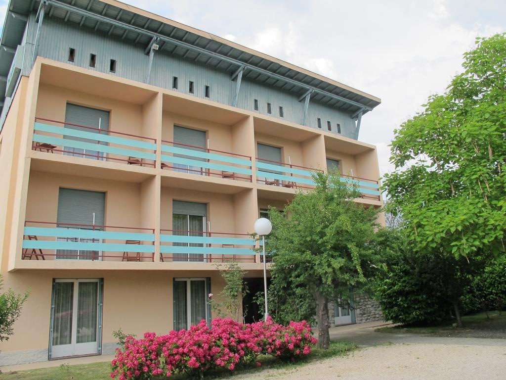 Hostellerie Du Parc Labarthe-Inard Exterior photo